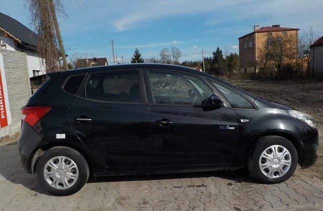 Hyundai ix20 cena 11900 przebieg: 191836, rok produkcji 2011 z Biecz małe 232
